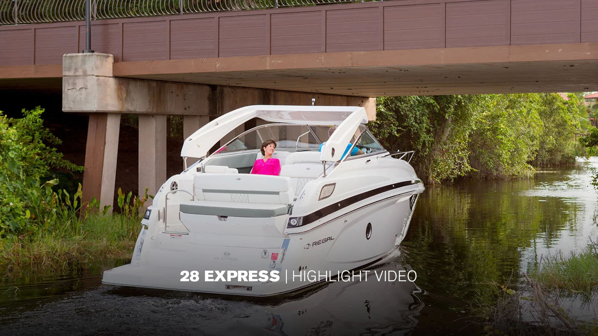 Miniatura filmu modelu Regal 28 Express.