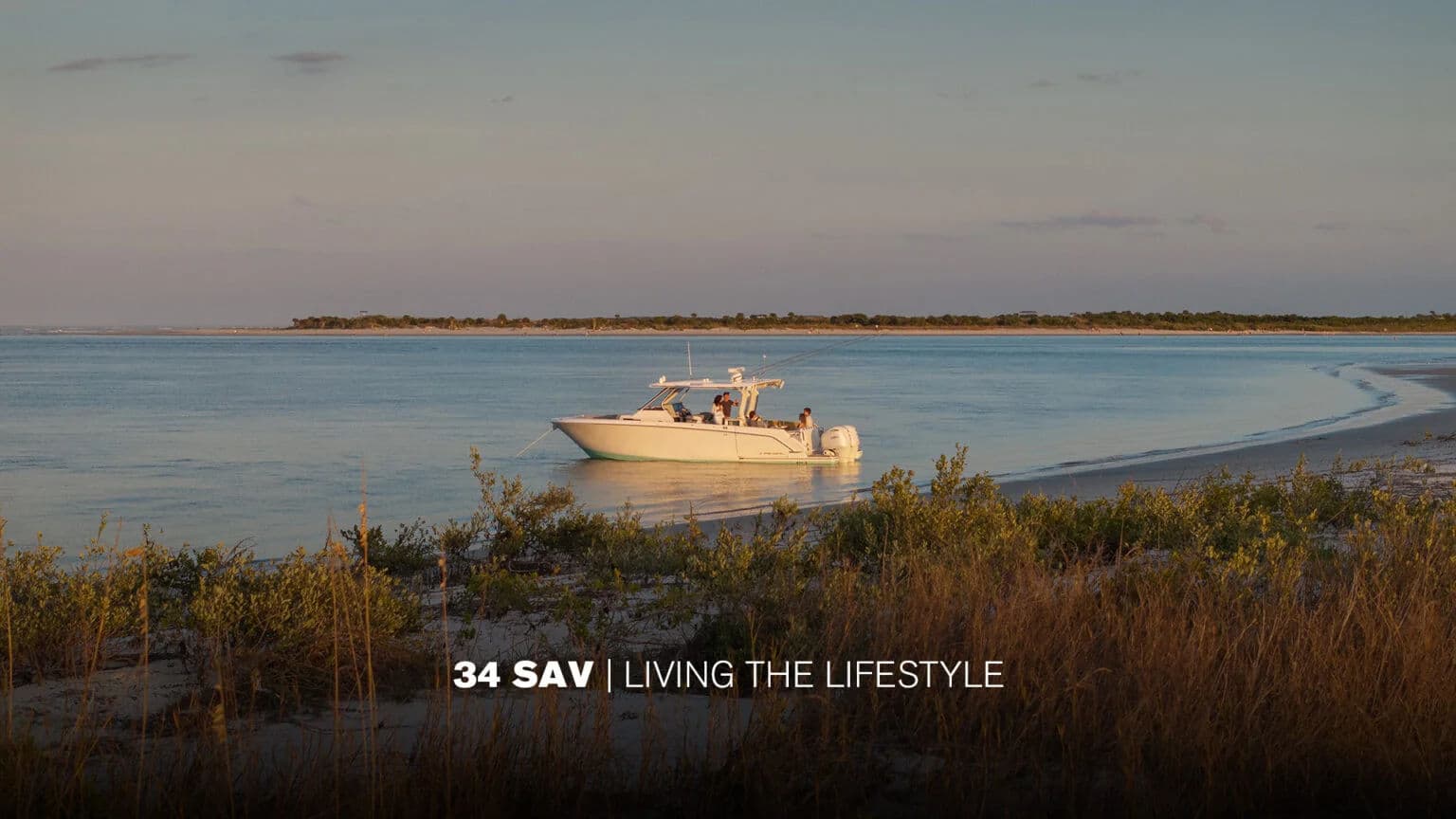 Miniatura wideo lifestyle modelu Regal 34 SAV.