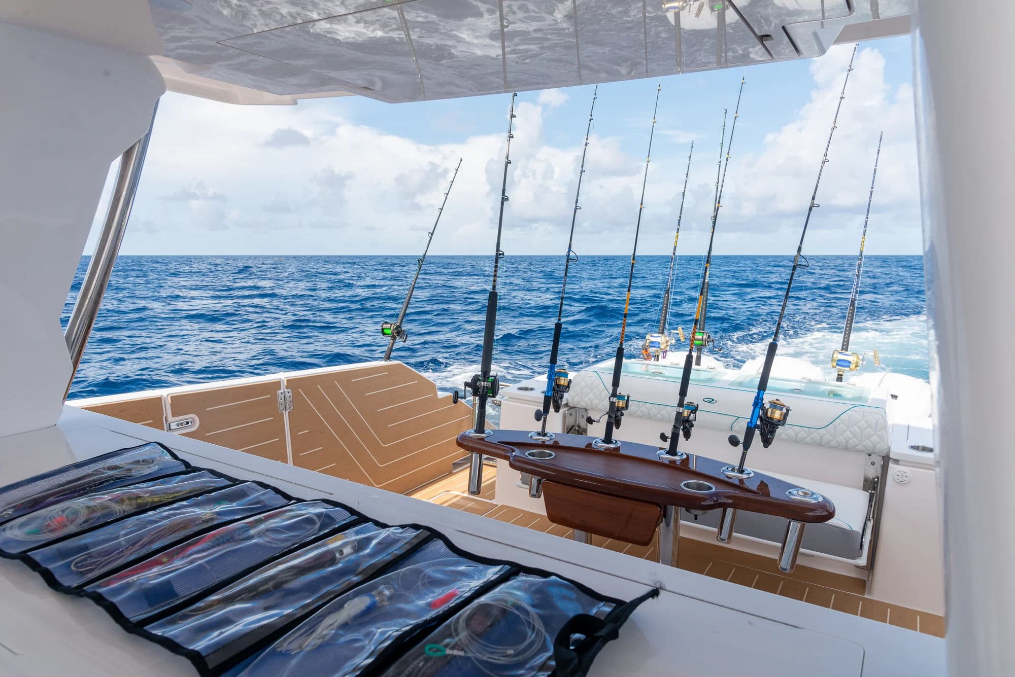 Zdjęcie zewnętrzne Regal 43 SAV numer 30.