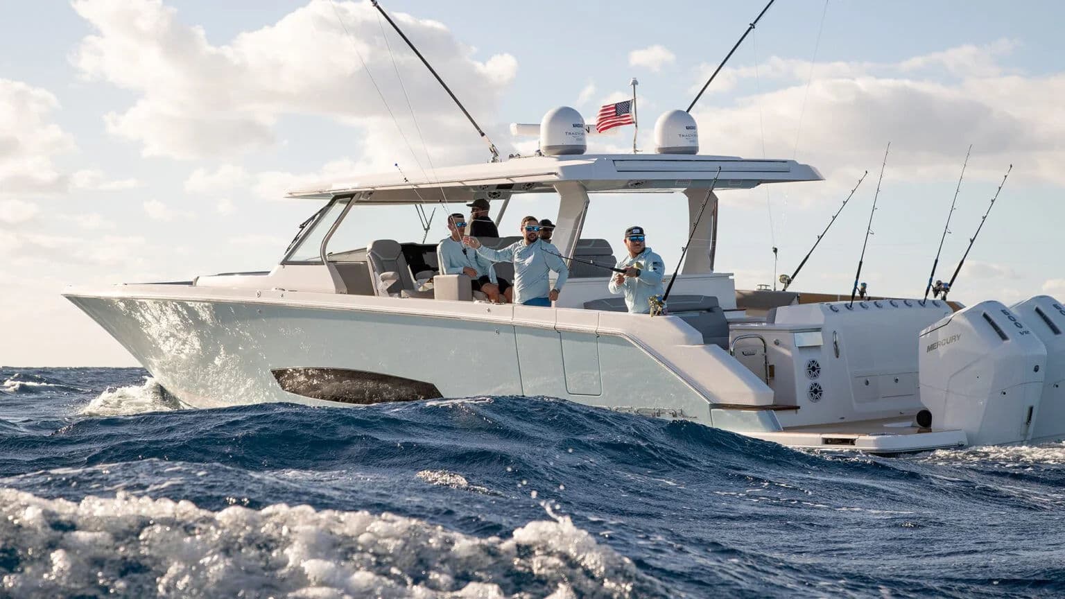 50 SAV przygotowany do łowienia offshore.