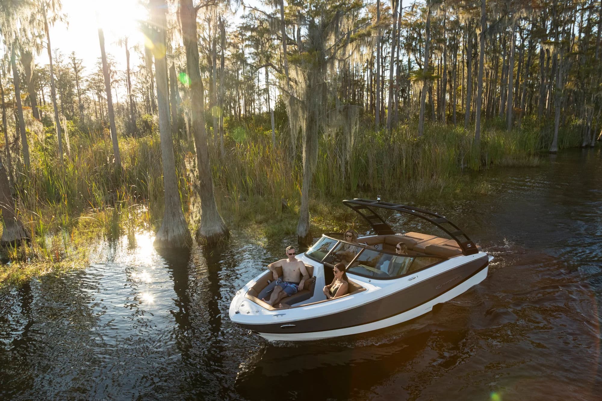 Regal LS2, zewnętrze 01.