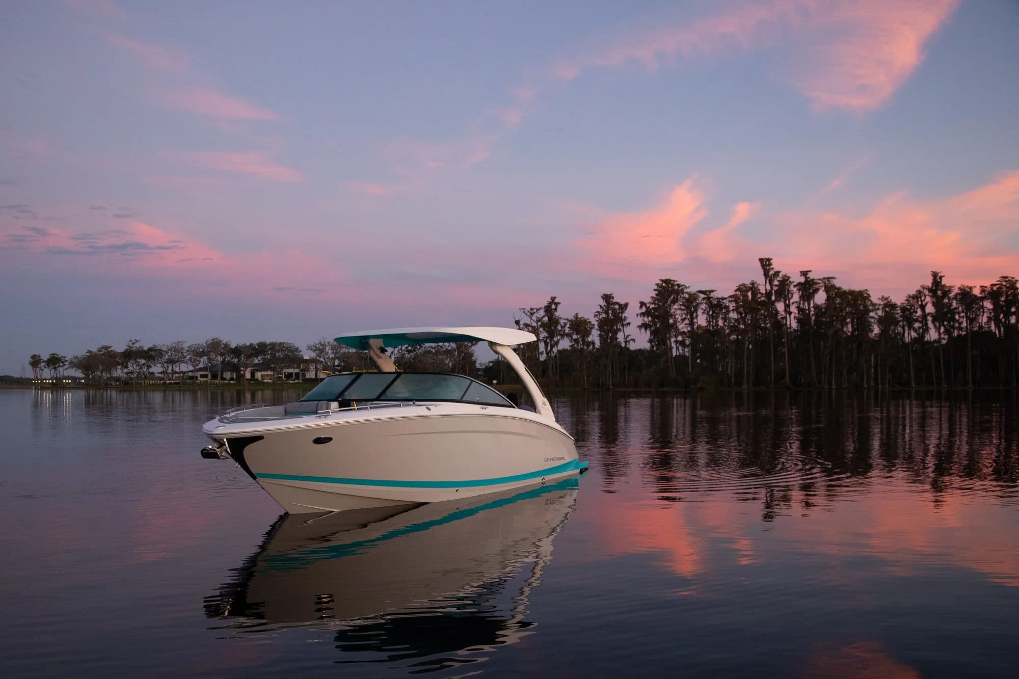 Regal LS9, ujęcie zewnętrzne 03.