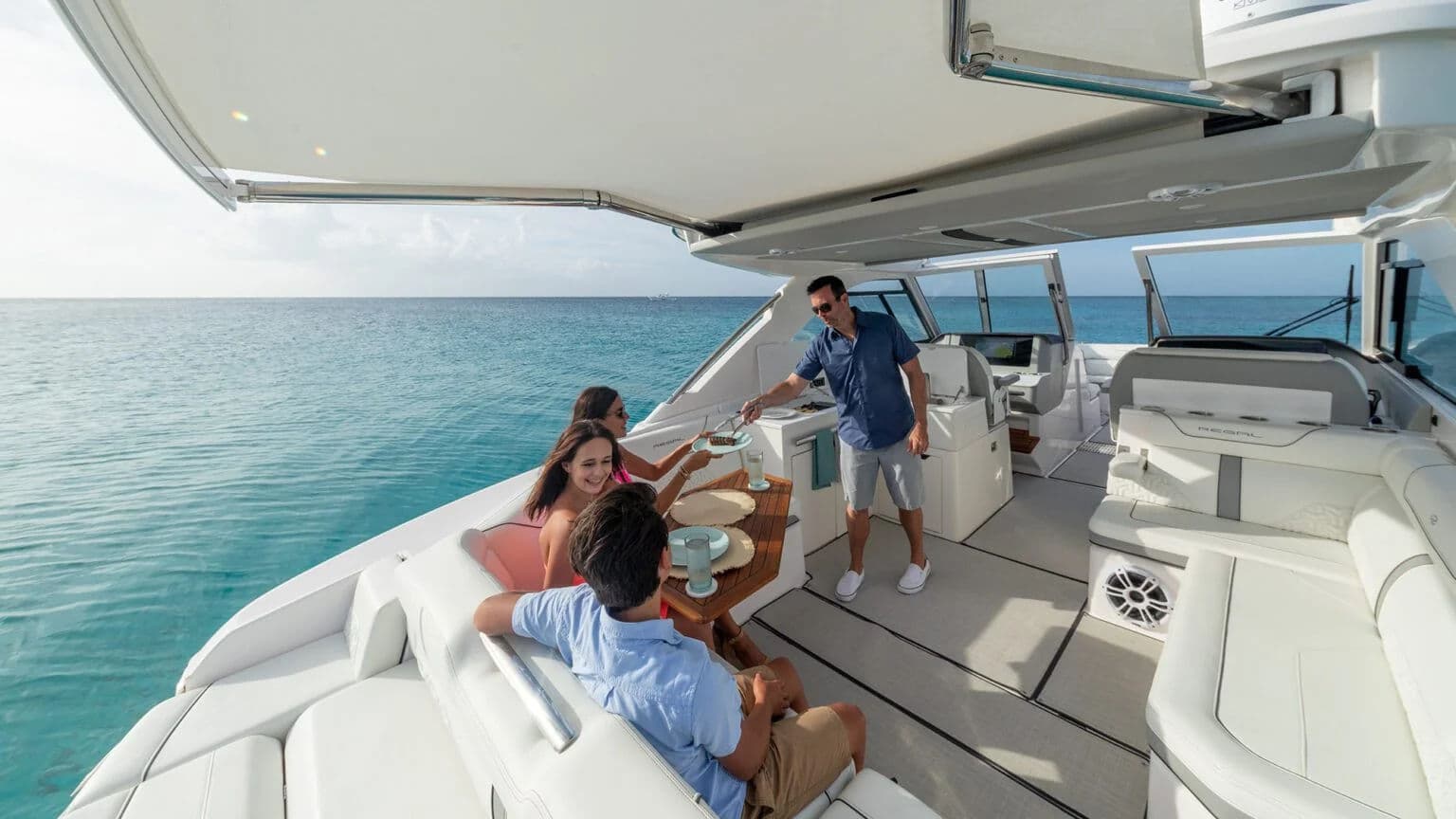 Ergonomia i układ pokładu w modelu LX36.