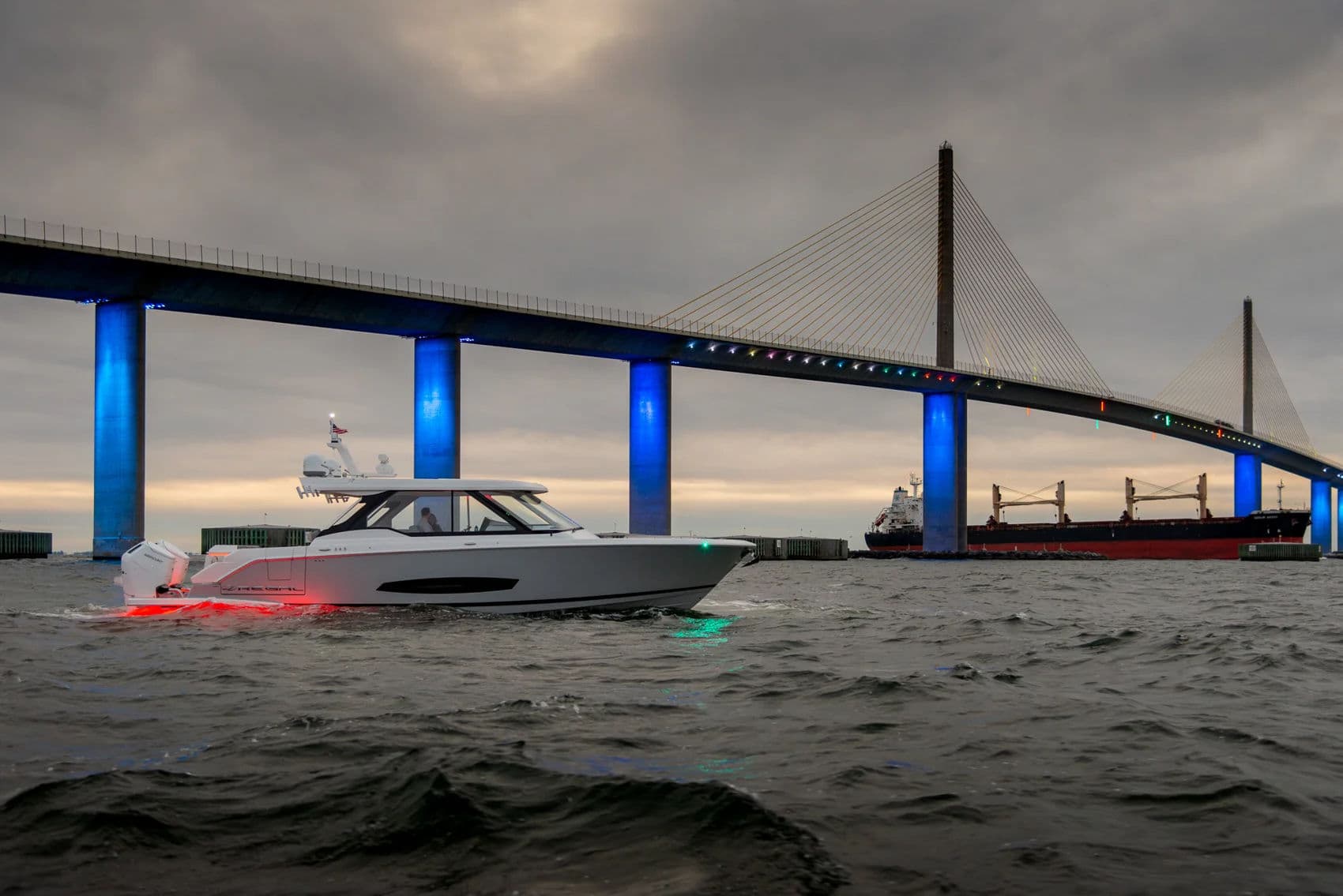 Regal LX43, zewnątrz 03.