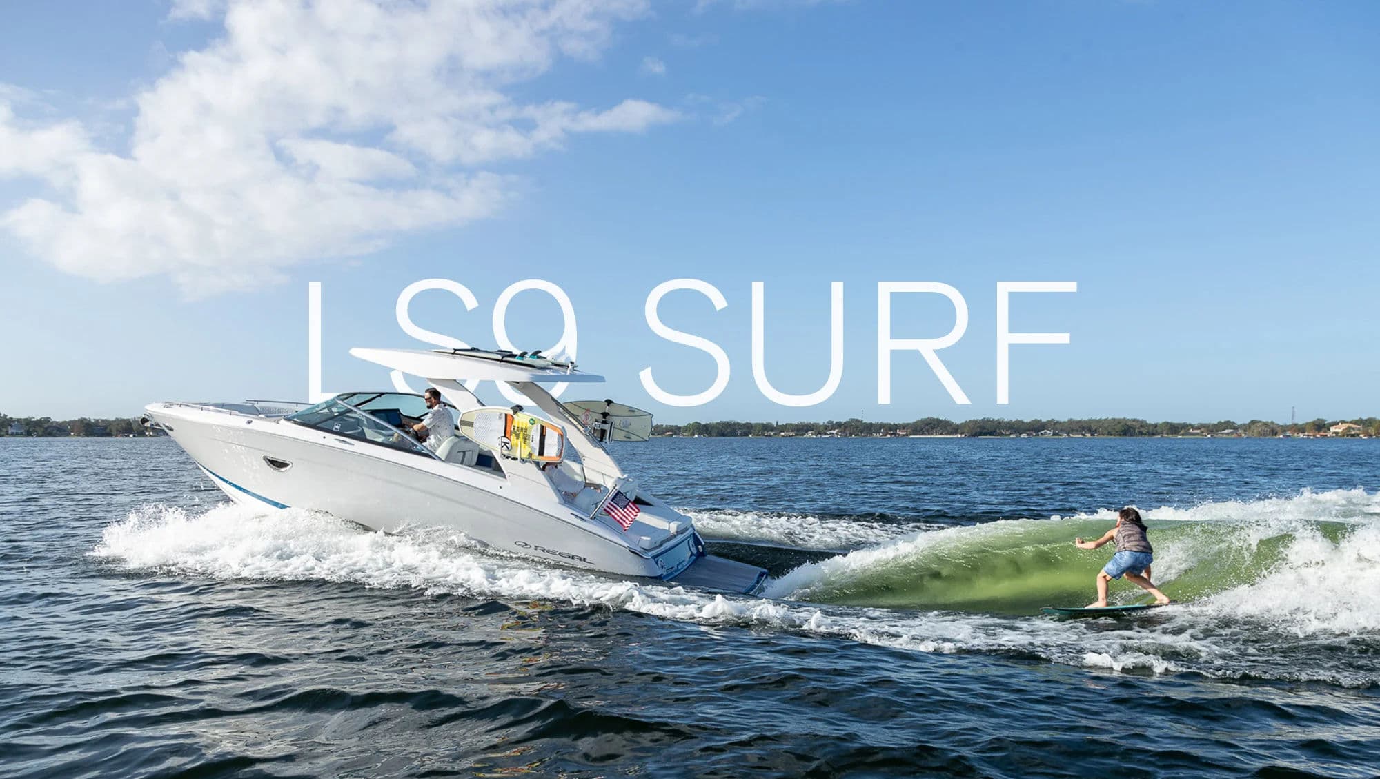 Model LS9 Surf z surferem na fali