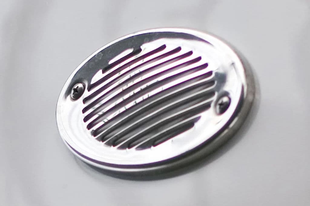 System wspomagania sterowania SeaStar w Regal LS4.