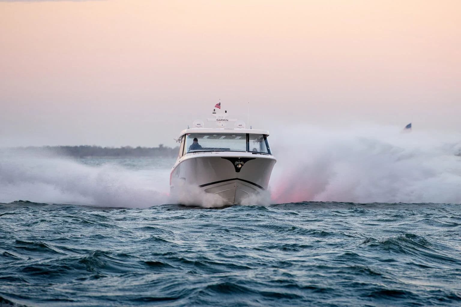 Kadłub OceanTrac2 w modelu Regal LX43.