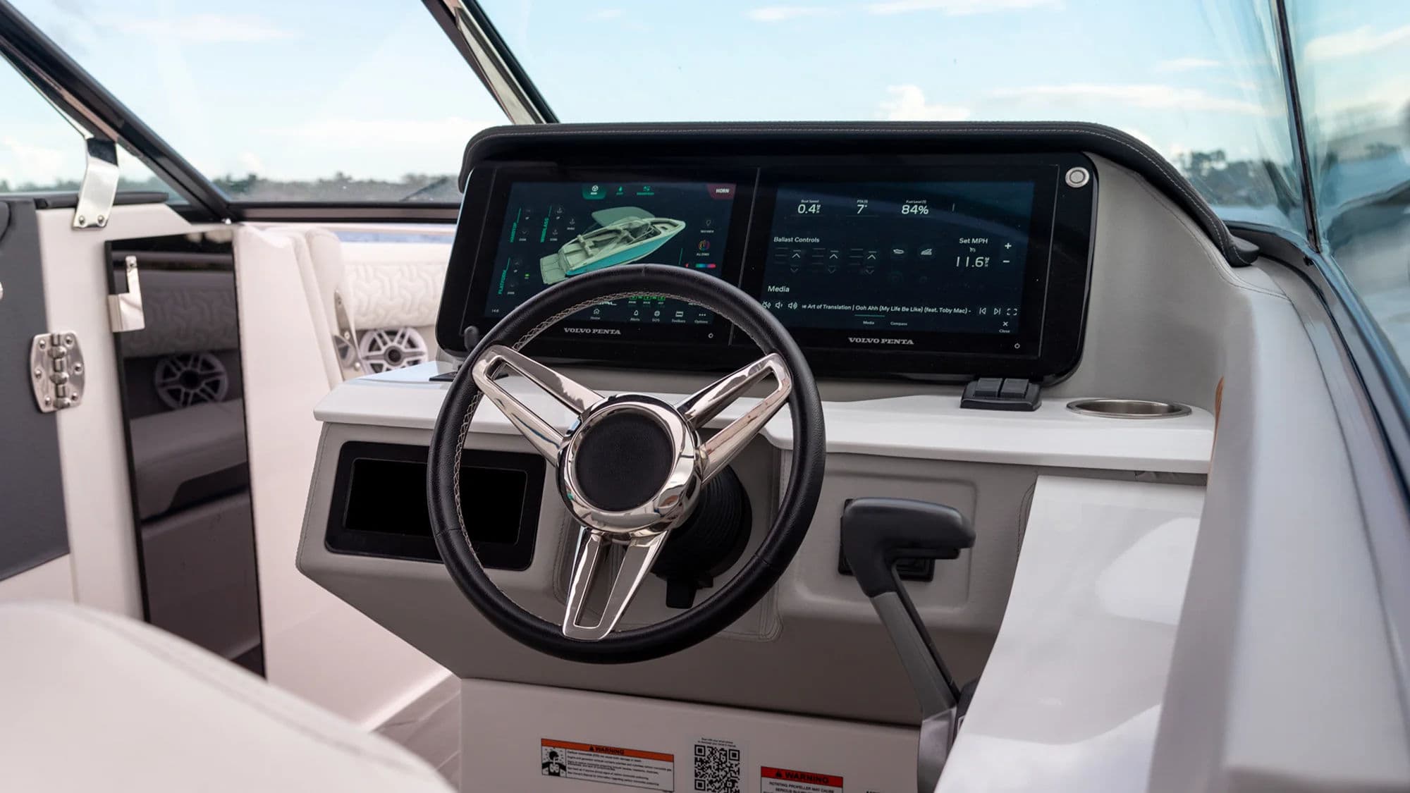 Stanowisko sternika z systemem Garmin