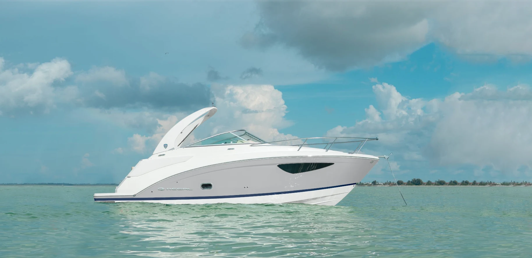 Regal 26 Express Steel Grey gotowy do odbioru na sezon 2027.
